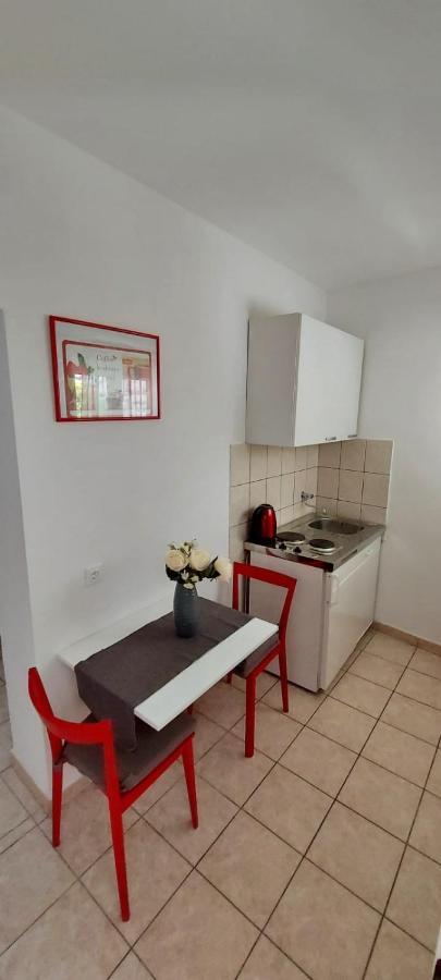 Apartments Villa Antony Drvenik (Split-Dalmatia) Exterior foto