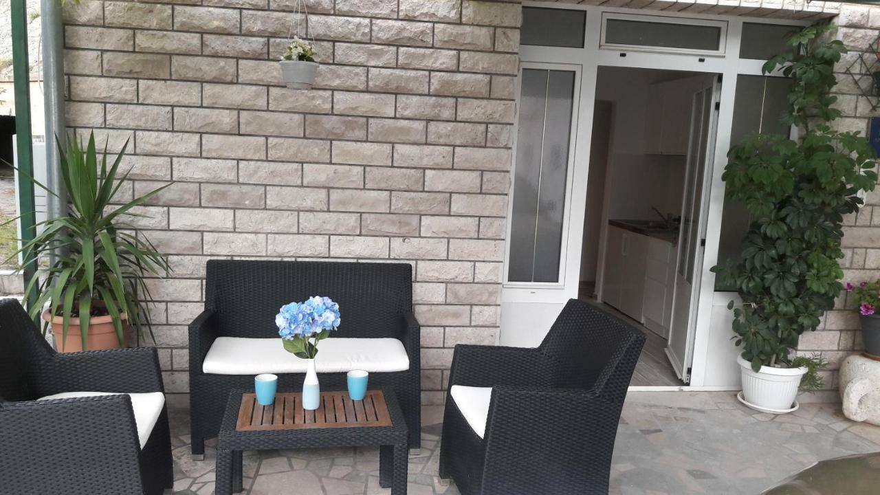 Apartments Villa Antony Drvenik (Split-Dalmatia) Exterior foto