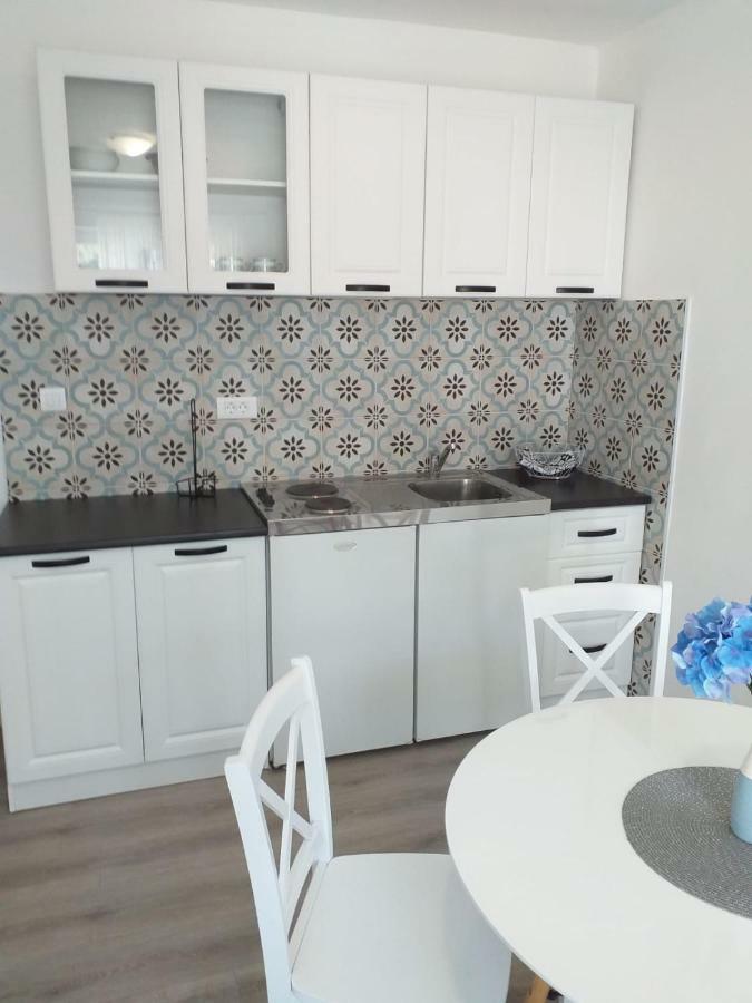 Apartments Villa Antony Drvenik (Split-Dalmatia) Exterior foto